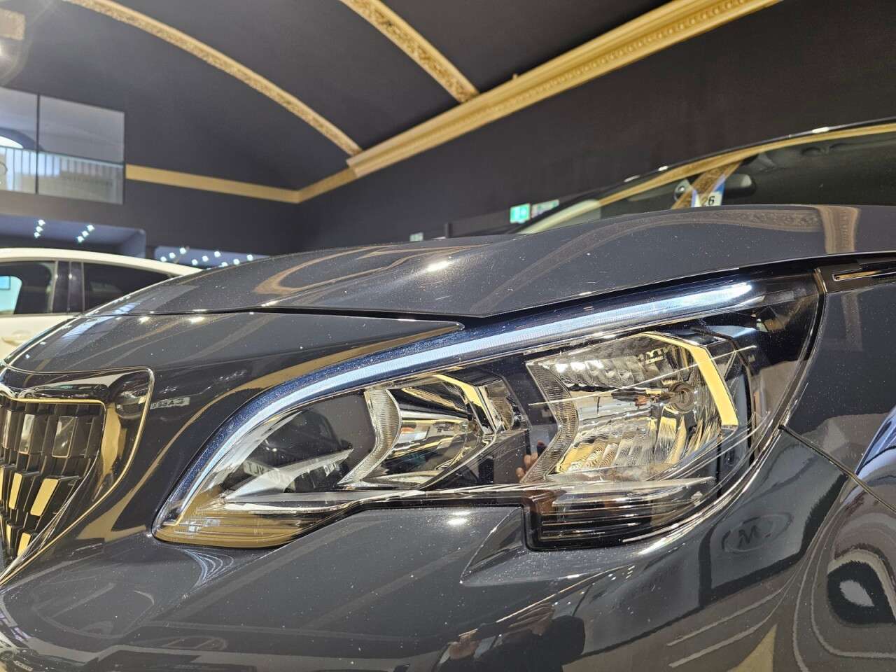 2019 PEUGEOT 3008 2019 PEUGEOT 3008