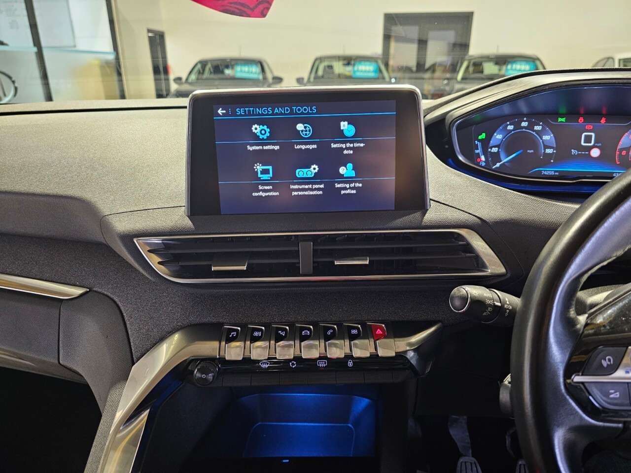 2019 PEUGEOT 3008 2019 PEUGEOT 3008