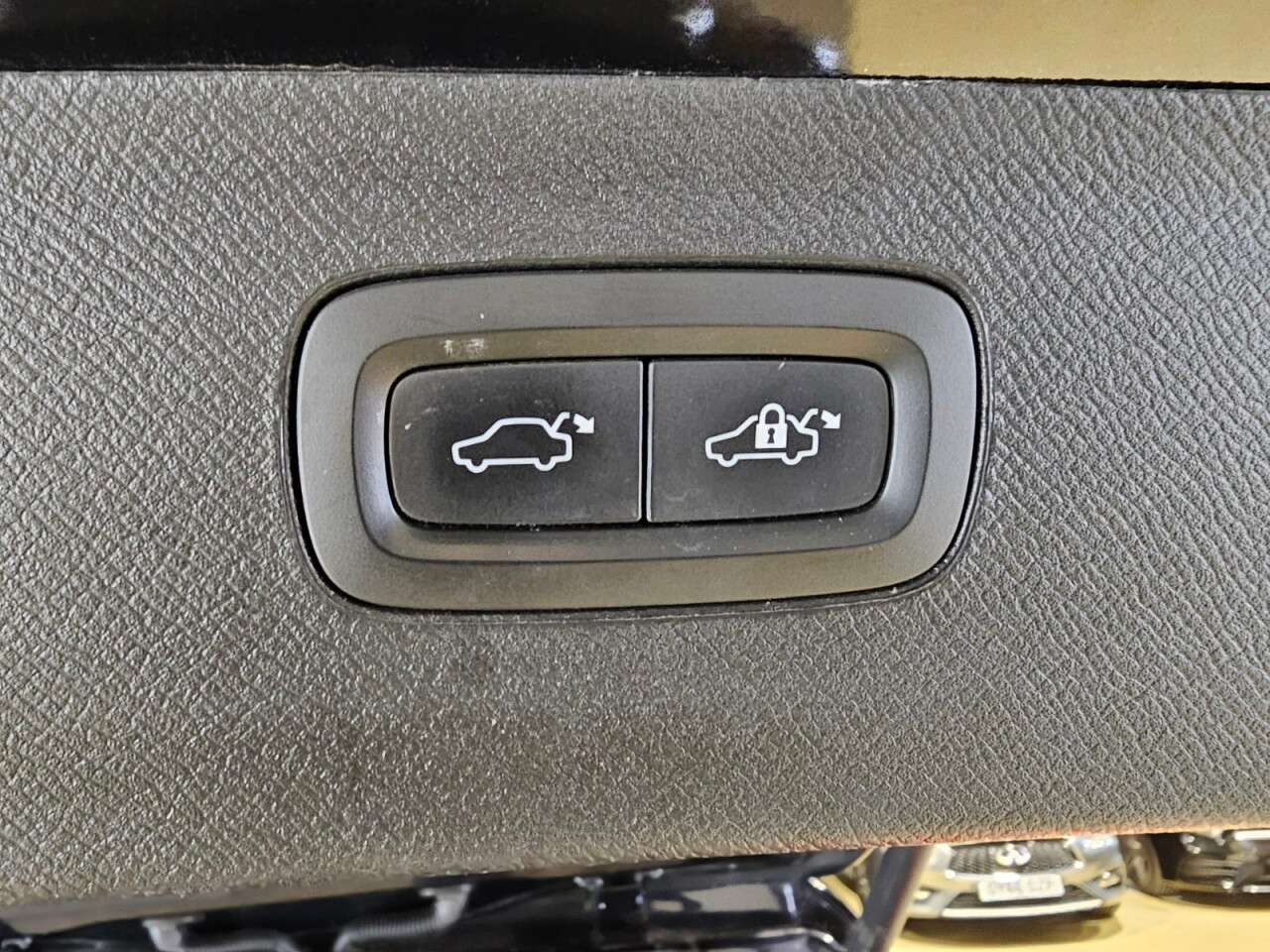 2015 VOLVO XC90 2015 VOLVO XC90