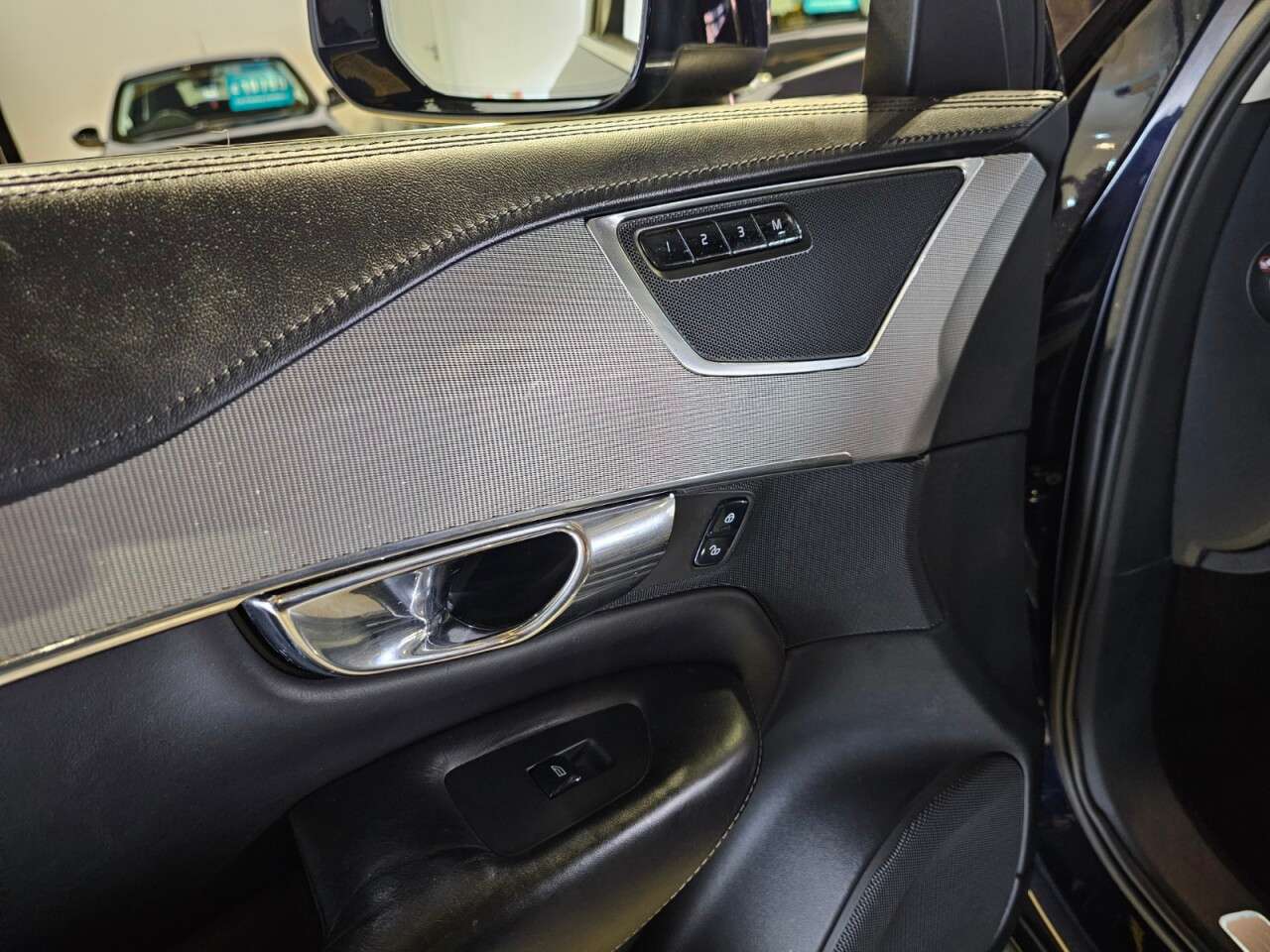 2015 VOLVO XC90 2015 VOLVO XC90