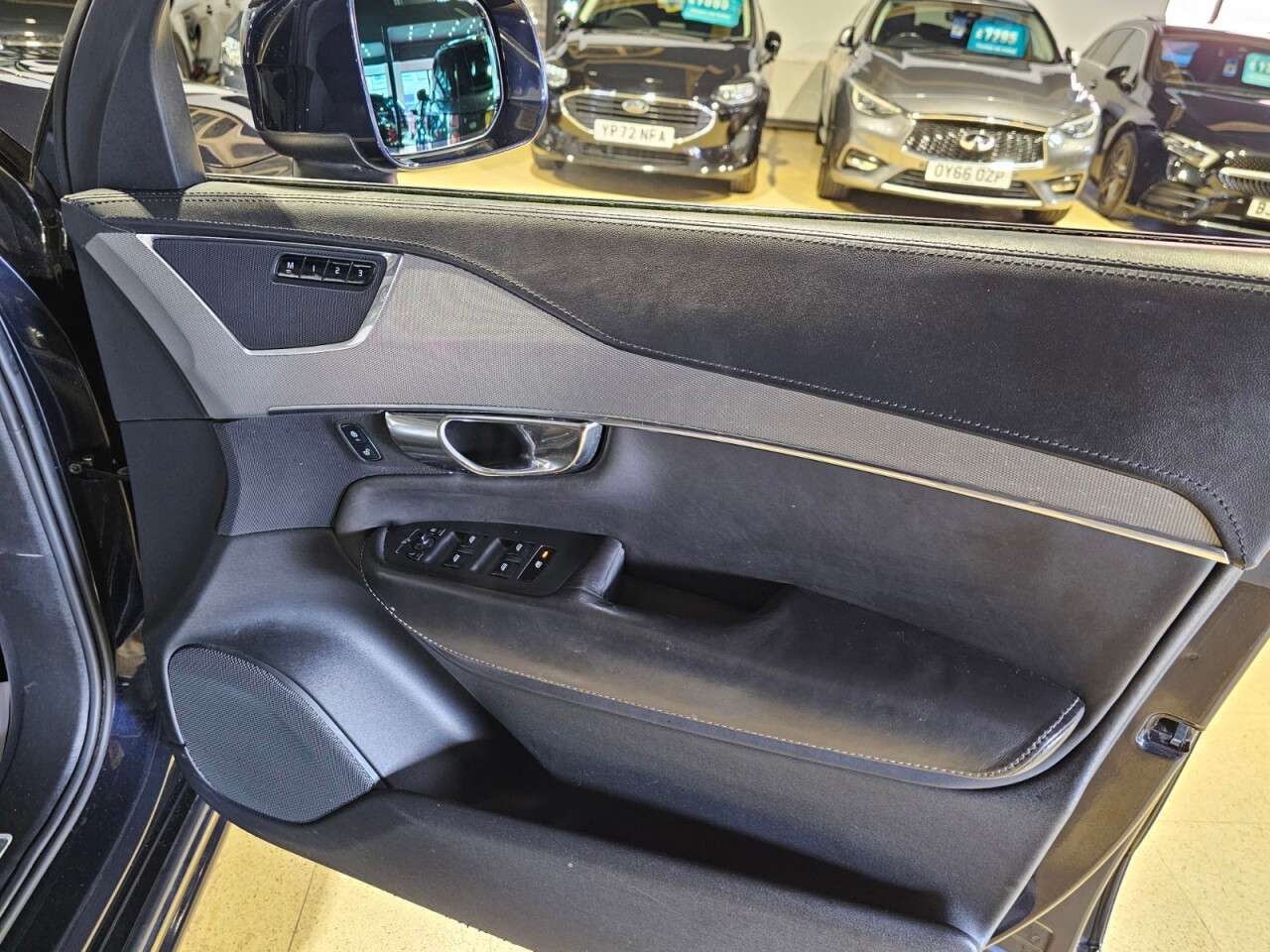 2015 VOLVO XC90 2015 VOLVO XC90