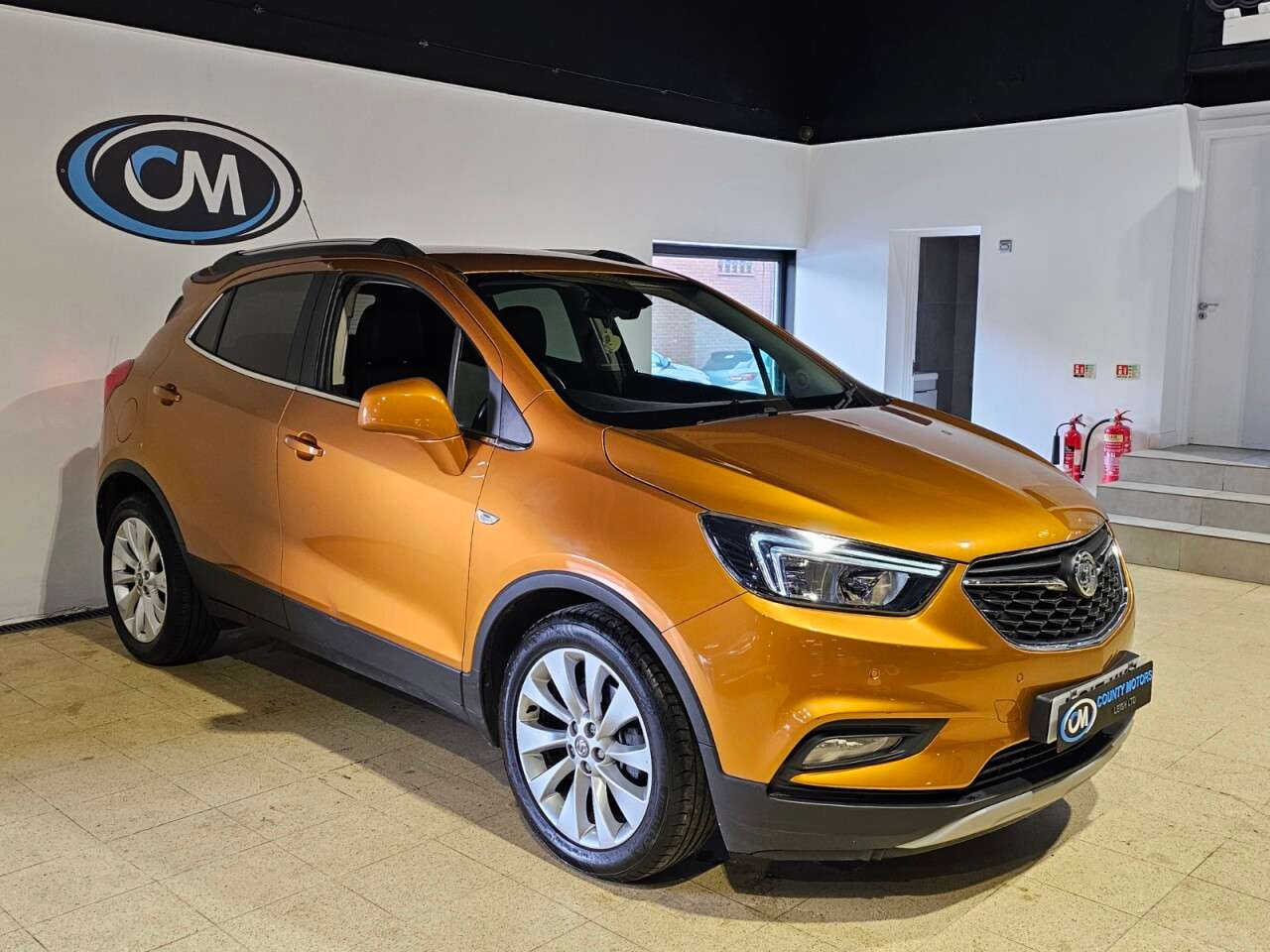 A 2017 VAUXHALL MOKKA X 1.4i Turbo Elite SUV 5dr Petrol Manual Euro 6 (s/s) (140 ps) Superb spec! G A 2017 VAUXHALL MOKKA X 1.4i Turbo Elite SUV 5dr Petrol Manual Euro 6 (s/s) (140 ps) Superb spec! G