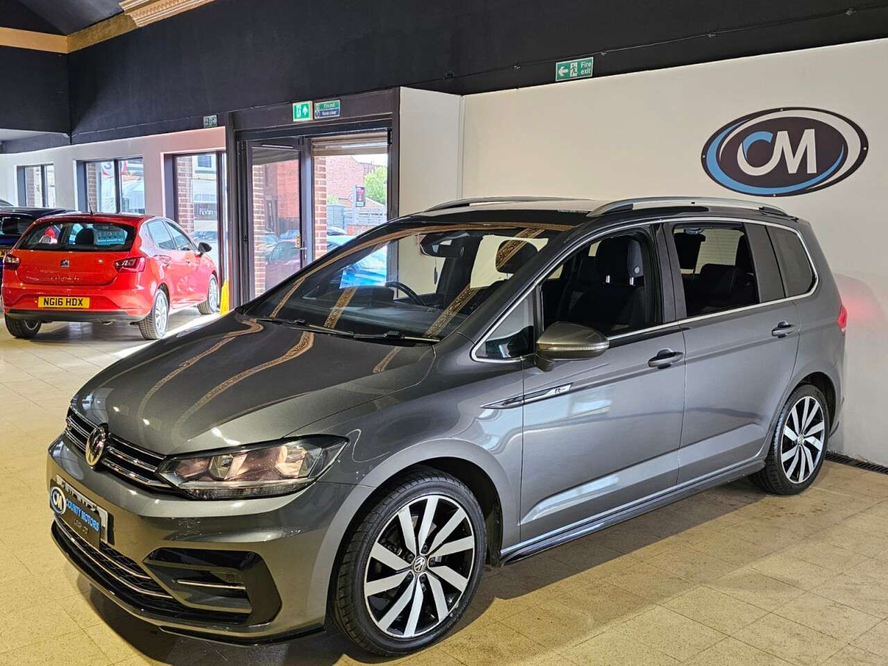 A 2019 VOLKSWAGEN TOURAN 1.5 TSI EVO R-Line MPV 5dr Petrol DSG Euro 6 (s/s) (150 ps) 1 Owner, Fresh A 2019 VOLKSWAGEN TOURAN 1.5 TSI EVO R-Line MPV 5dr Petrol DSG Euro 6 (s/s) (150 ps) 1 Owner, Fresh
