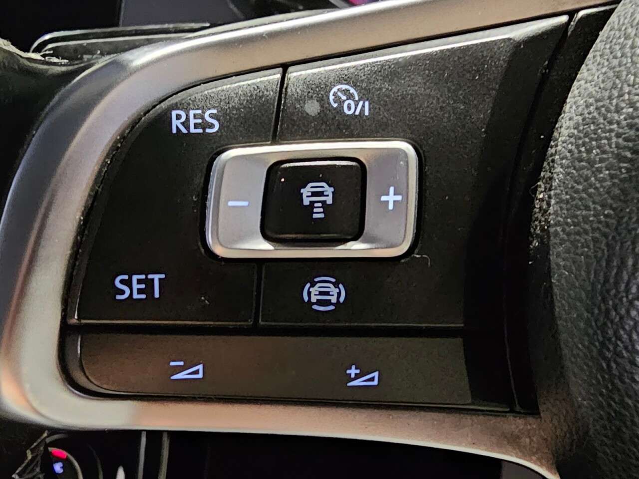 2019 VOLKSWAGEN TOURAN 2019 VOLKSWAGEN TOURAN
