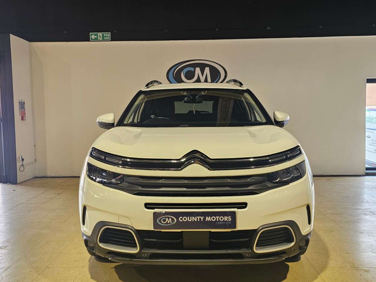 A 2021 CITROEN C5 AIRCROSS 1.5 BlueHDi Shine SUV 5dr Diesel Manual Euro 6 (s/s) (130 ps) 1 Owner from A 2021 CITROEN C5 AIRCROSS 1.5 BlueHDi Shine SUV 5dr Diesel Manual Euro 6 (s/s) (130 ps) 1 Owner from