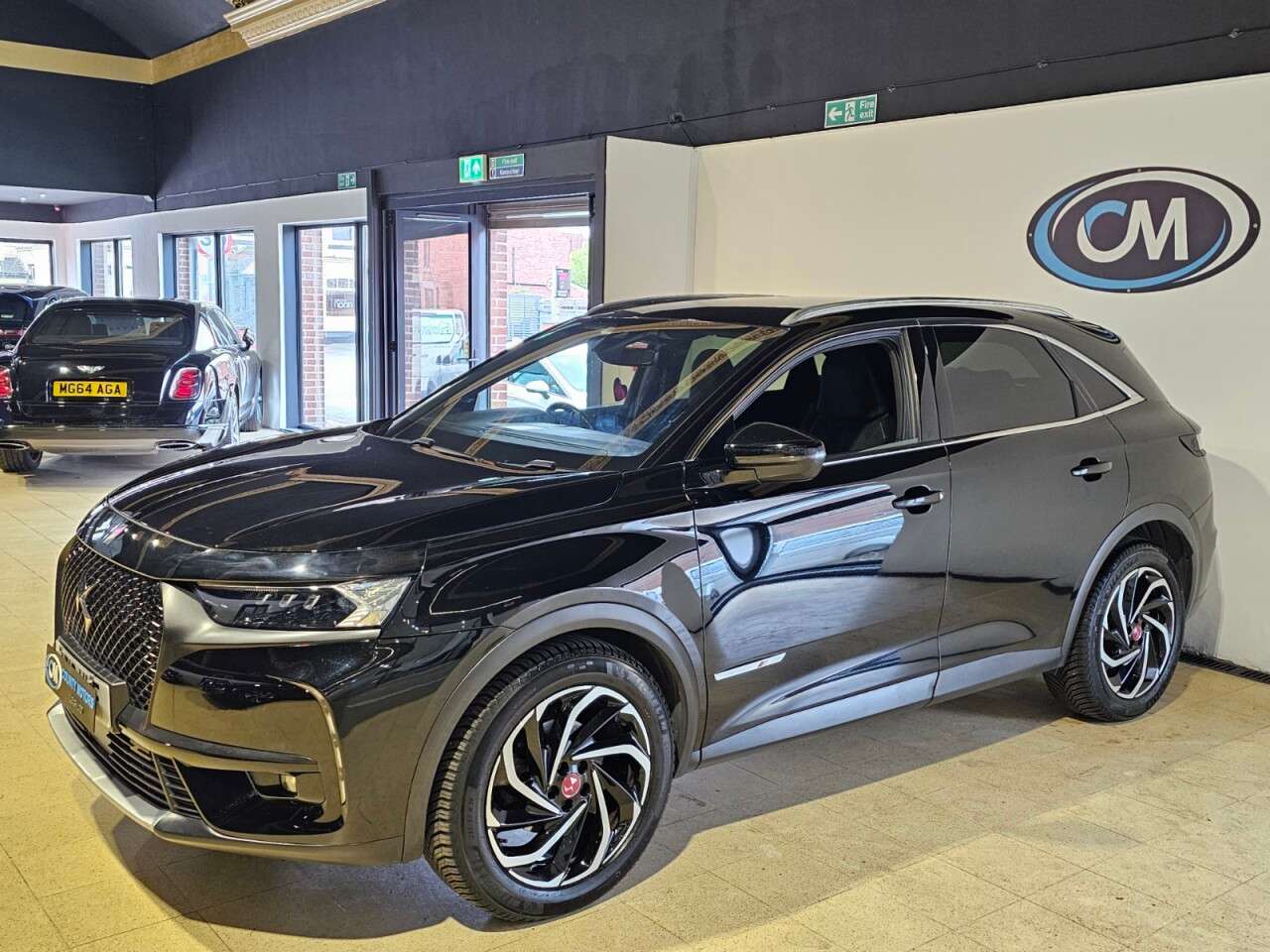 A 2019 DS AUTOMOBILES DS 7 CROSSBACK 2.0 BlueHDi Performance Line Crossback 5dr Diesel EAT8 Euro 6 (s/s) (180 ps A 2019 DS AUTOMOBILES DS 7 CROSSBACK 2.0 BlueHDi Performance Line Crossback 5dr Diesel EAT8 Euro 6 (s/s) (180 ps