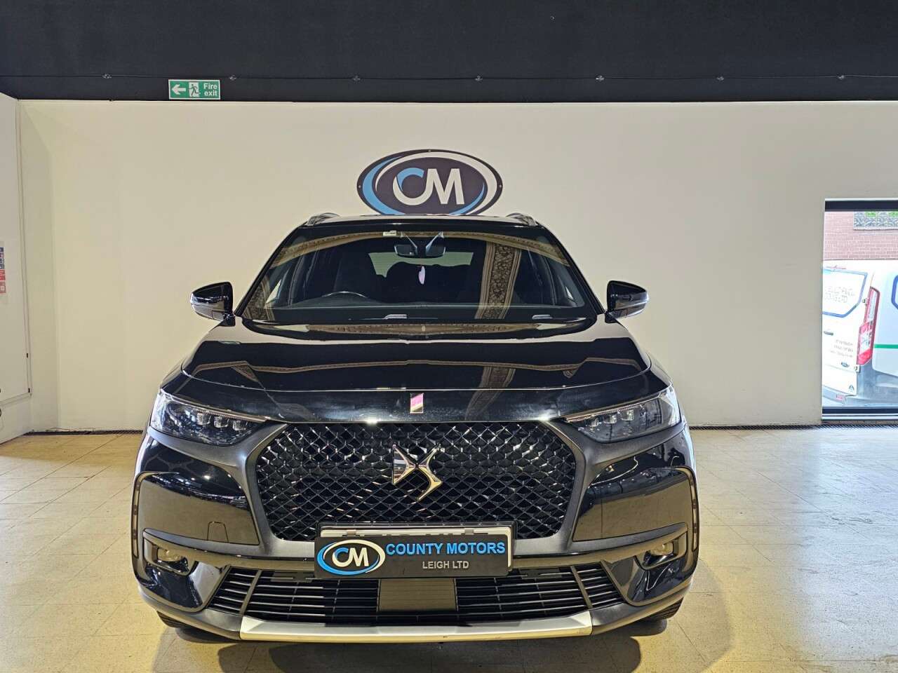 A 2019 DS AUTOMOBILES DS 7 CROSSBACK 2.0 BlueHDi Performance Line Crossback 5dr Diesel EAT8 Euro 6 (s/s) (180 ps A 2019 DS AUTOMOBILES DS 7 CROSSBACK 2.0 BlueHDi Performance Line Crossback 5dr Diesel EAT8 Euro 6 (s/s) (180 ps