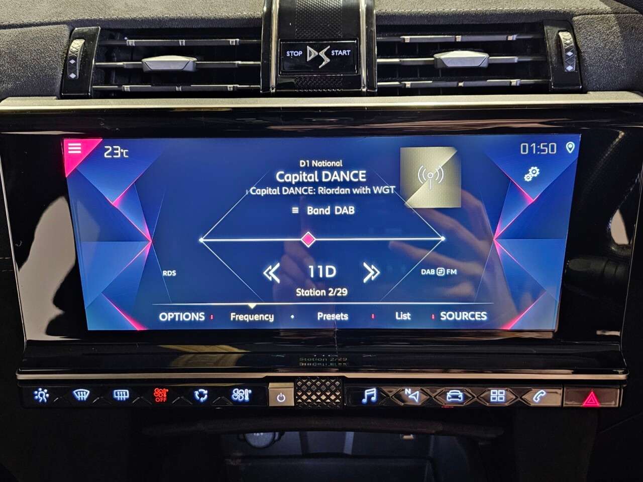 2019 DS AUTOMOBILES DS 7 CROSSBACK 2019 DS AUTOMOBILES DS 7 CROSSBACK