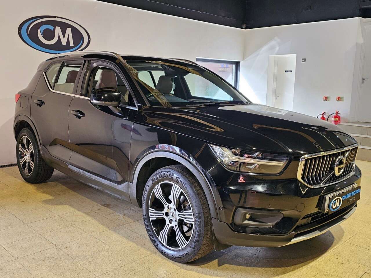 A 2020 VOLVO XC40 2.0 D3 Inscription SUV 5dr Diesel Manual Euro 6 (s/s) (150 ps) Sliding Pan A 2020 VOLVO XC40 2.0 D3 Inscription SUV 5dr Diesel Manual Euro 6 (s/s) (150 ps) Sliding Pan