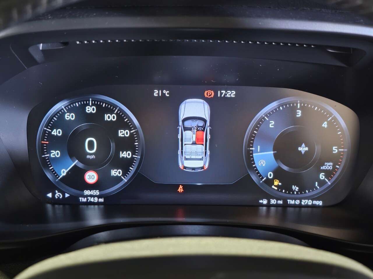 2020 VOLVO XC40 2020 VOLVO XC40