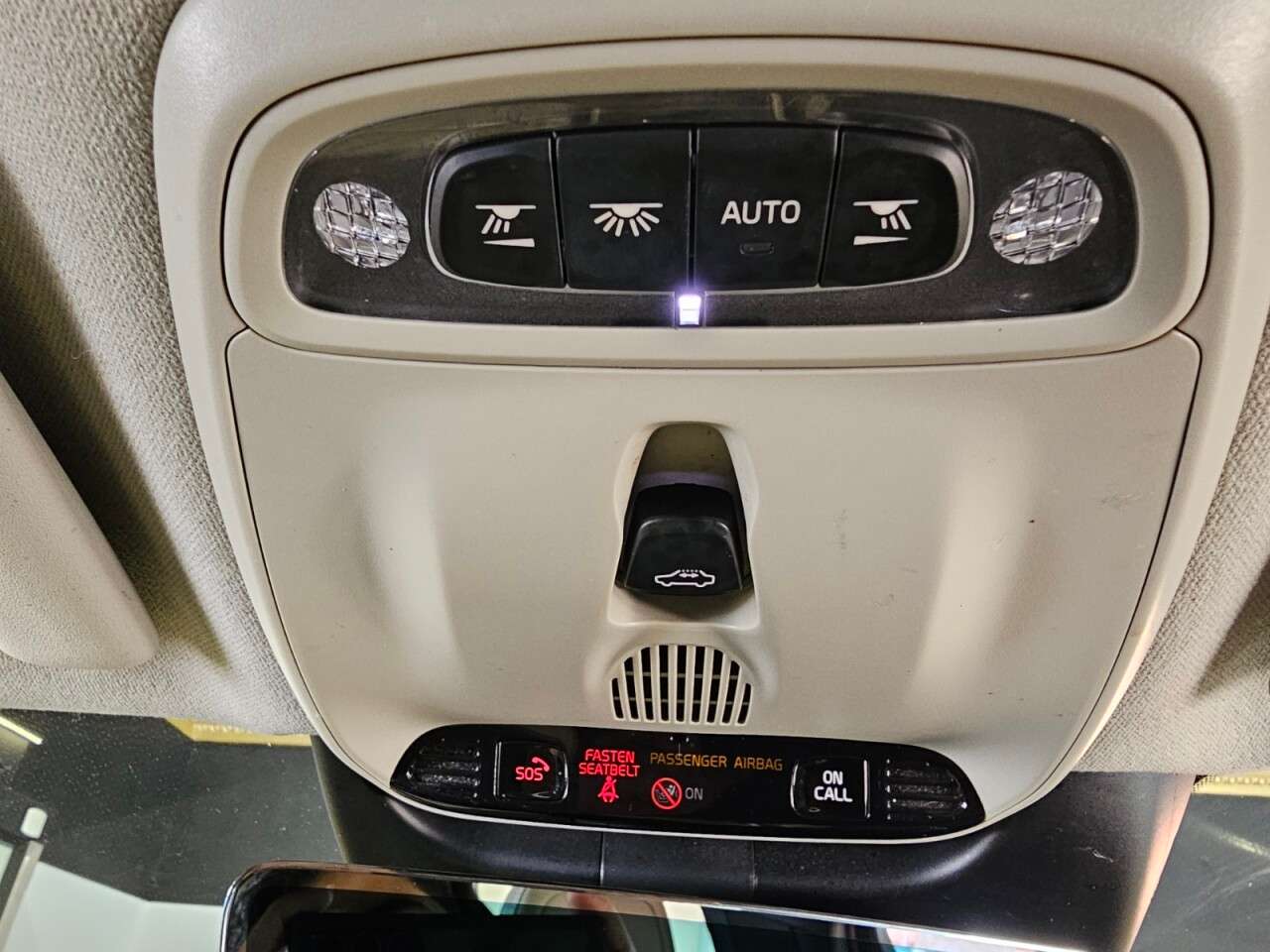 2020 VOLVO XC40 2020 VOLVO XC40