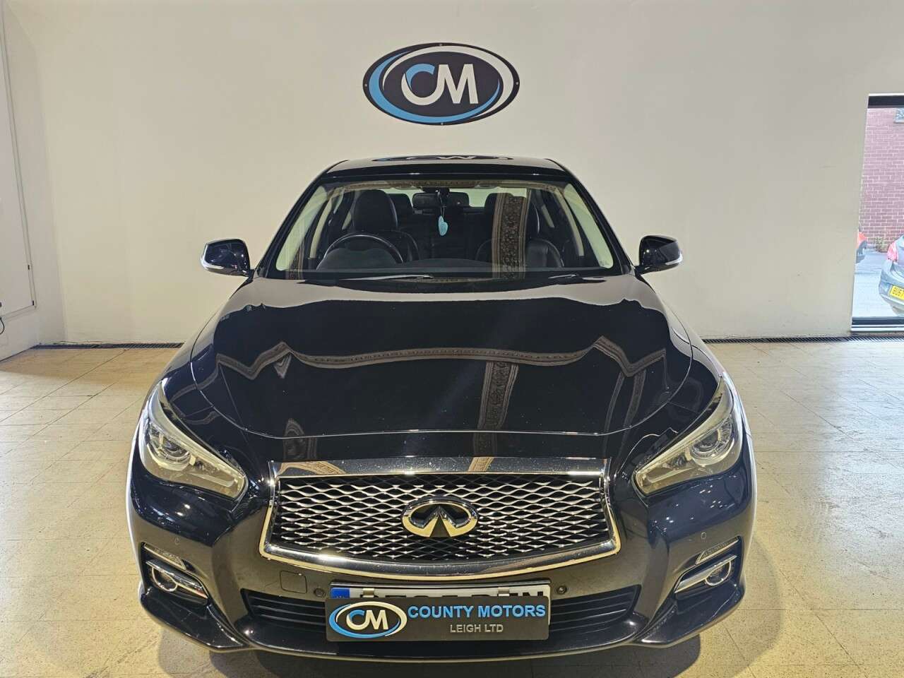 A 2015 INFINITI Q50 2.2d Premium Executive Saloon 4dr Diesel Auto Euro 5 (s/s) (170 ps) Fresh 1 A 2015 INFINITI Q50 2.2d Premium Executive Saloon 4dr Diesel Auto Euro 5 (s/s) (170 ps) Fresh 1