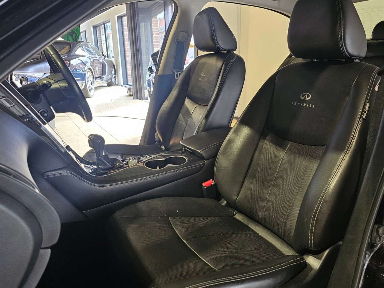 2015 INFINITI Q50 2015 INFINITI Q50