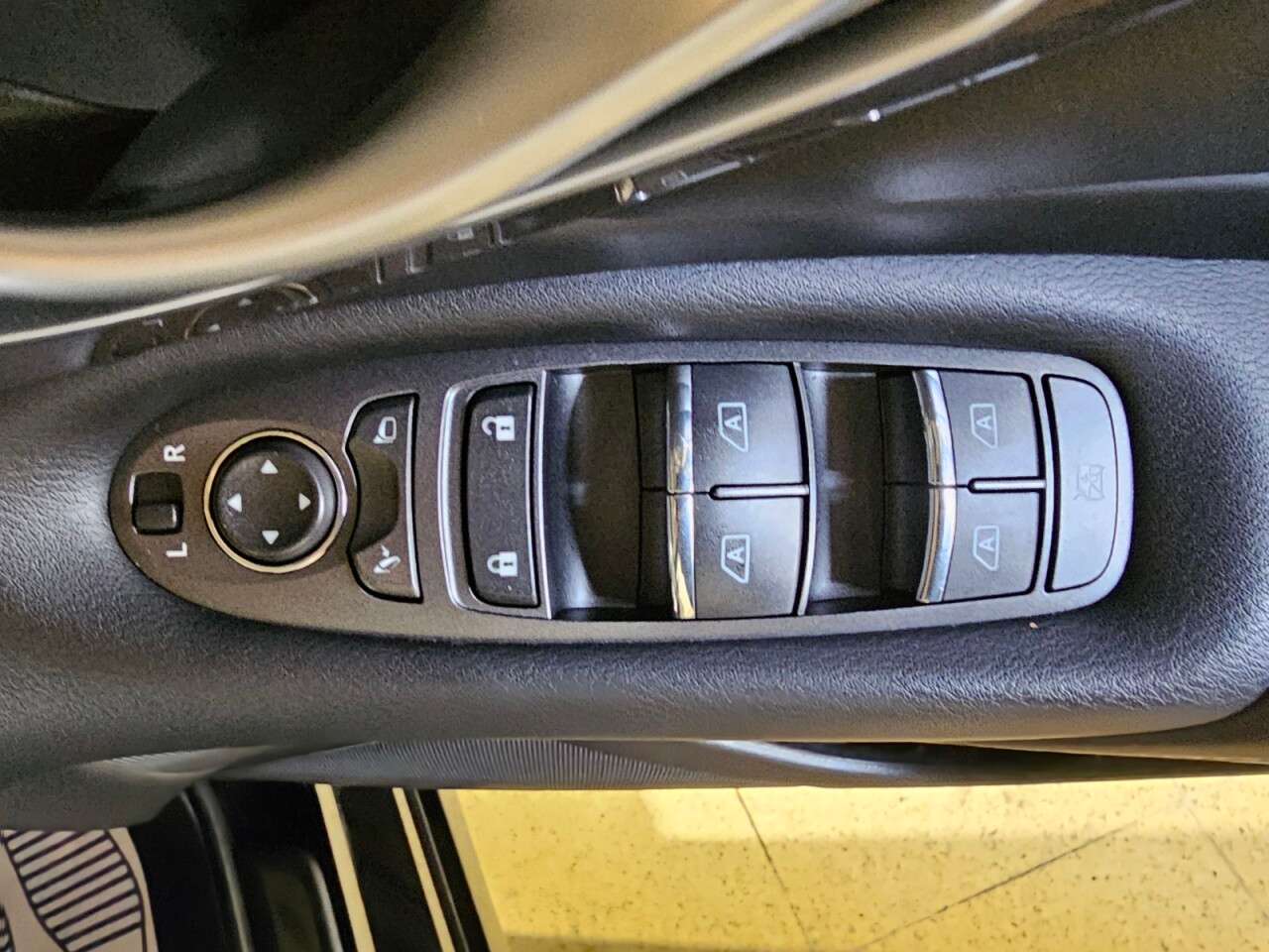 2015 INFINITI Q50 2015 INFINITI Q50
