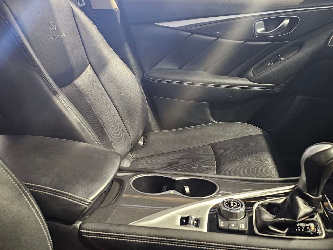 2015 INFINITI Q50 2015 INFINITI Q50