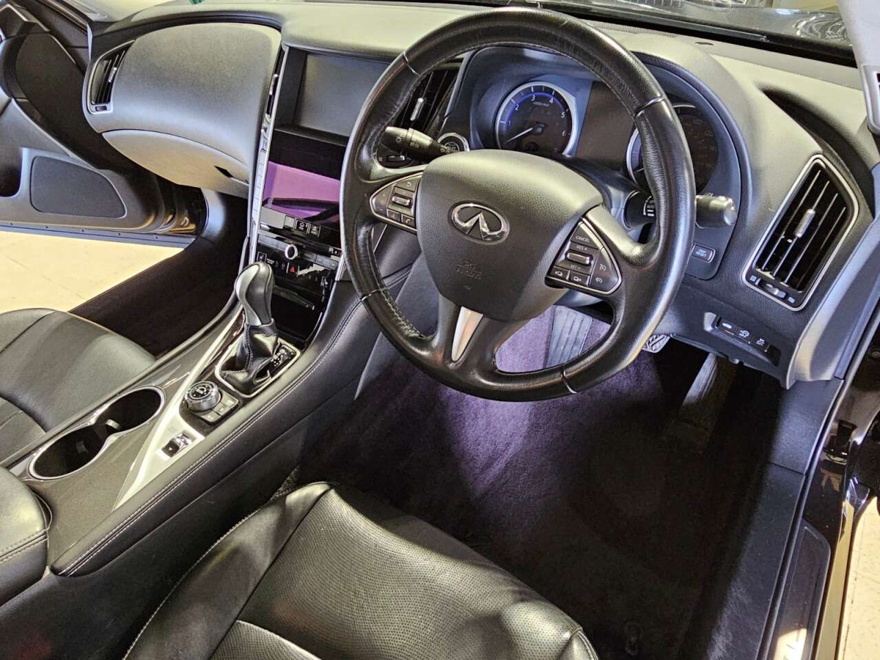 2015 INFINITI Q50 2015 INFINITI Q50