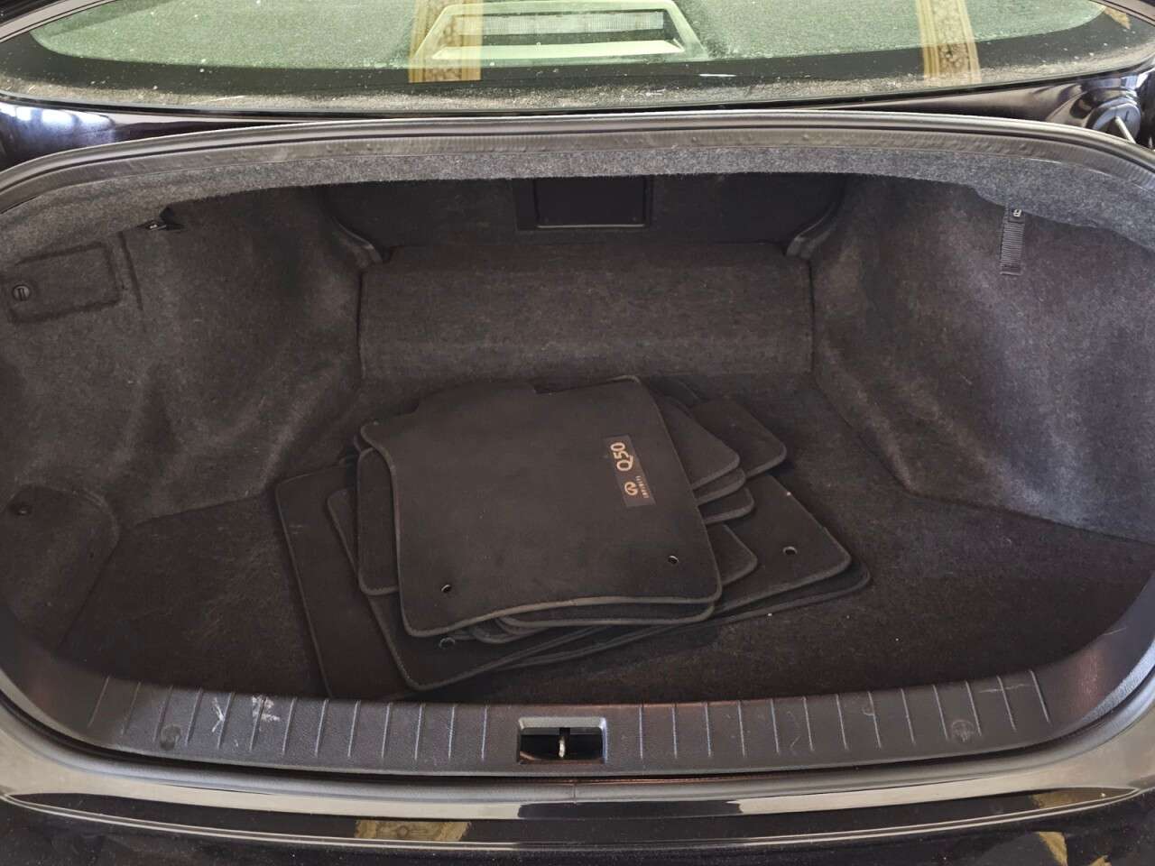 2015 INFINITI Q50 2015 INFINITI Q50