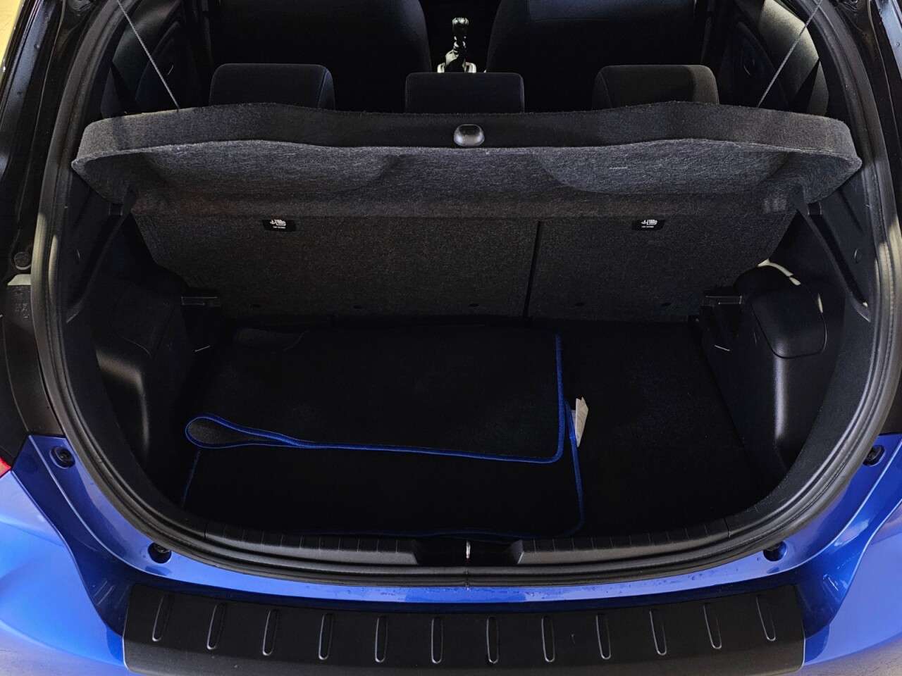 2017 TOYOTA YARIS 2017 TOYOTA YARIS