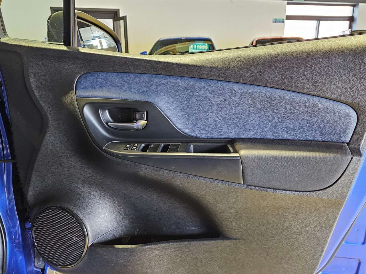 2017 TOYOTA YARIS 2017 TOYOTA YARIS