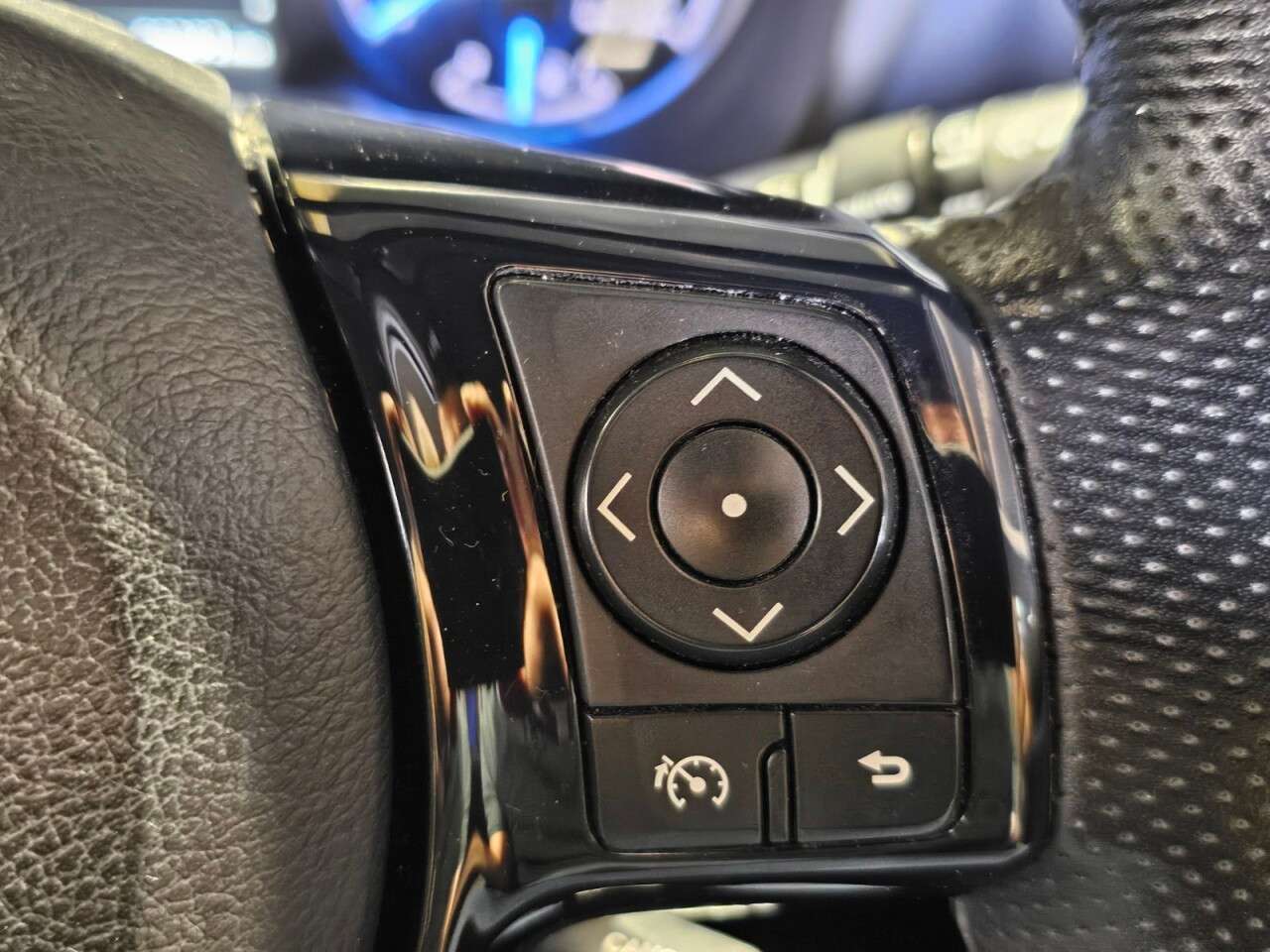 2017 TOYOTA YARIS 2017 TOYOTA YARIS