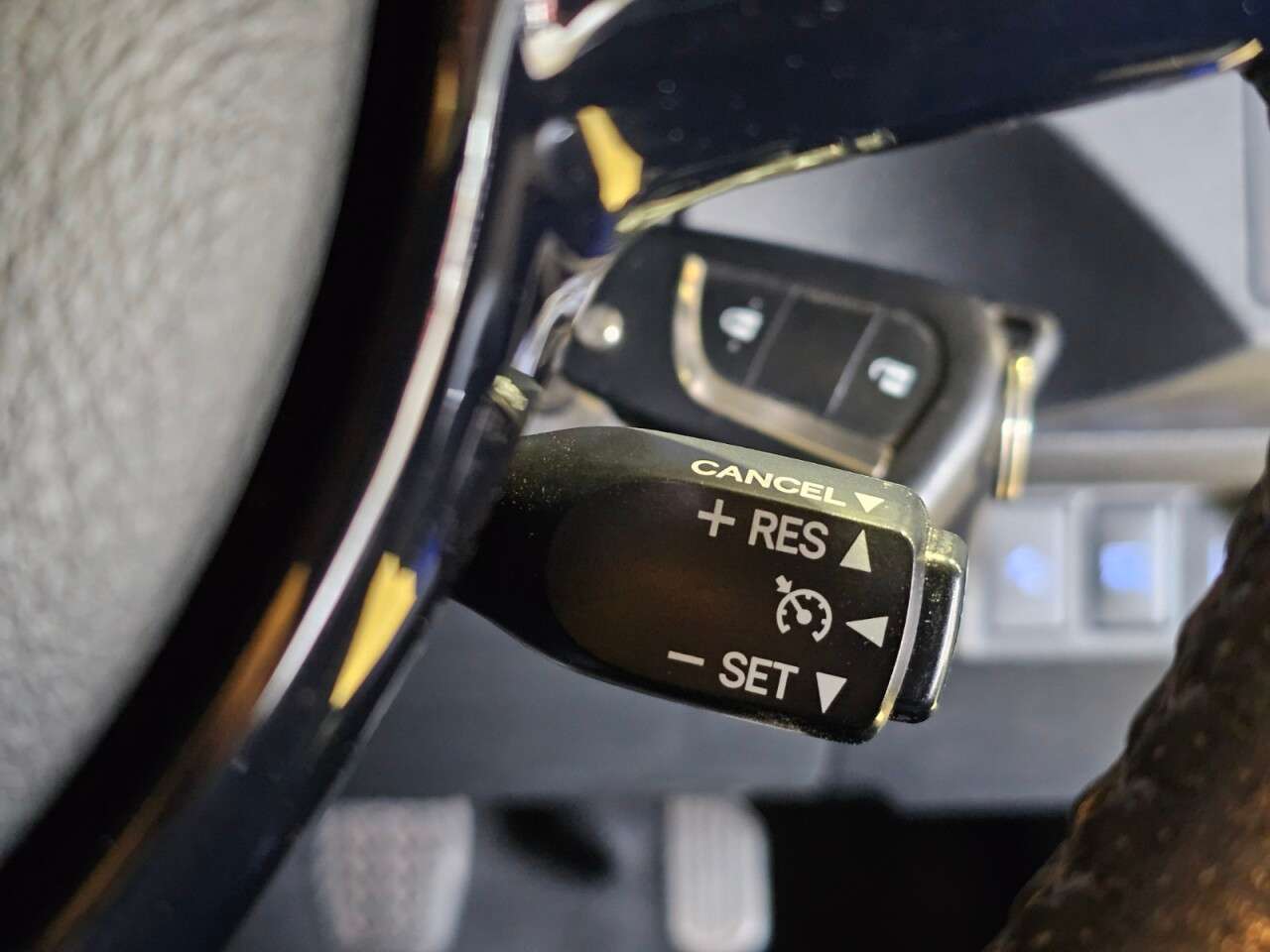 2017 TOYOTA YARIS 2017 TOYOTA YARIS