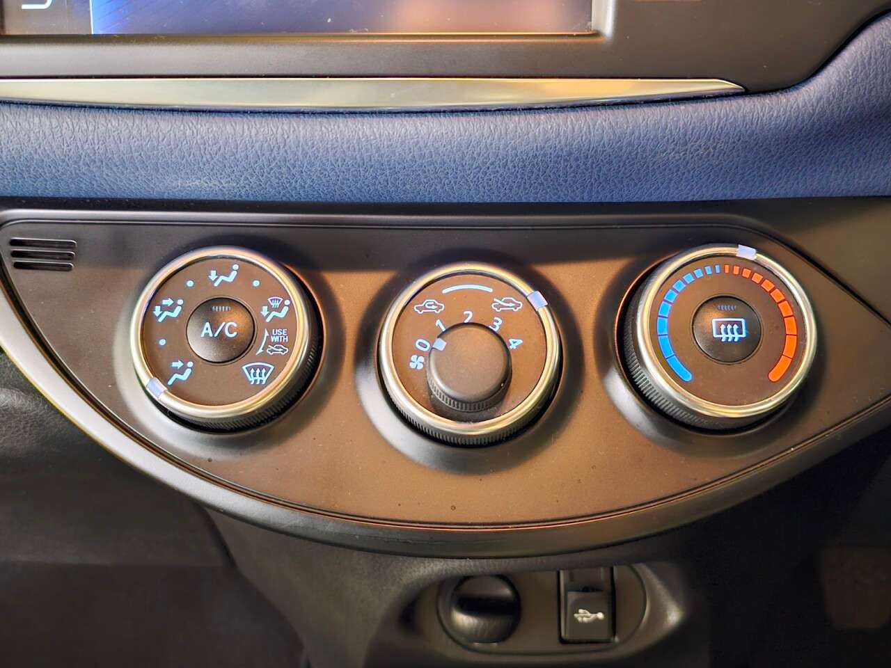 2017 TOYOTA YARIS 2017 TOYOTA YARIS