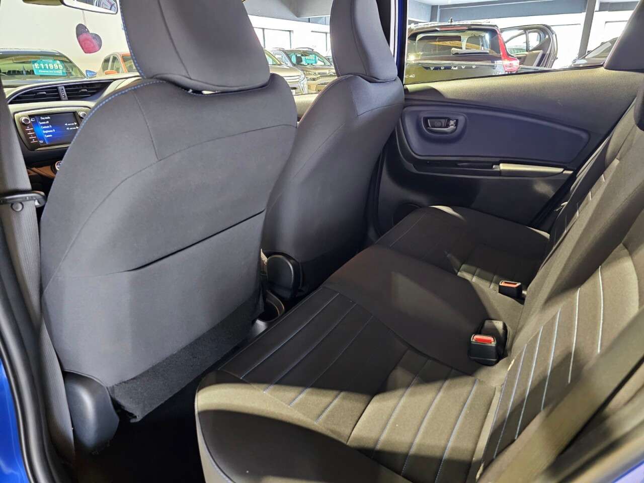 2017 TOYOTA YARIS 2017 TOYOTA YARIS