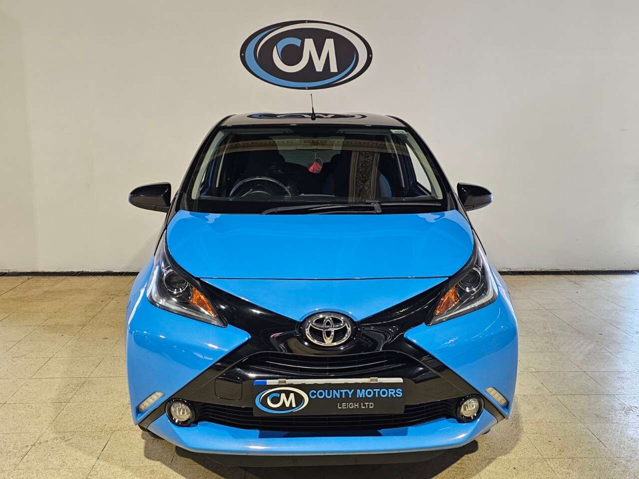 A 2016 TOYOTA AYGO 1.0 VVT-i x-cite Hatchback 5dr Petrol Manual Euro 6 (68 ps) Full service Hi A 2016 TOYOTA AYGO 1.0 VVT-i x-cite Hatchback 5dr Petrol Manual Euro 6 (68 ps) Full service Hi