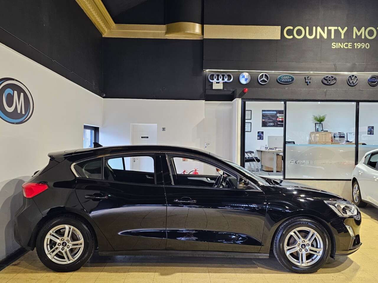 A 2020 FORD FOCUS 1.0T EcoBoost Zetec Hatchback 5dr Petrol Manual Euro 6 (s/s) (100 ps) Fresh A 2020 FORD FOCUS 1.0T EcoBoost Zetec Hatchback 5dr Petrol Manual Euro 6 (s/s) (100 ps) Fresh