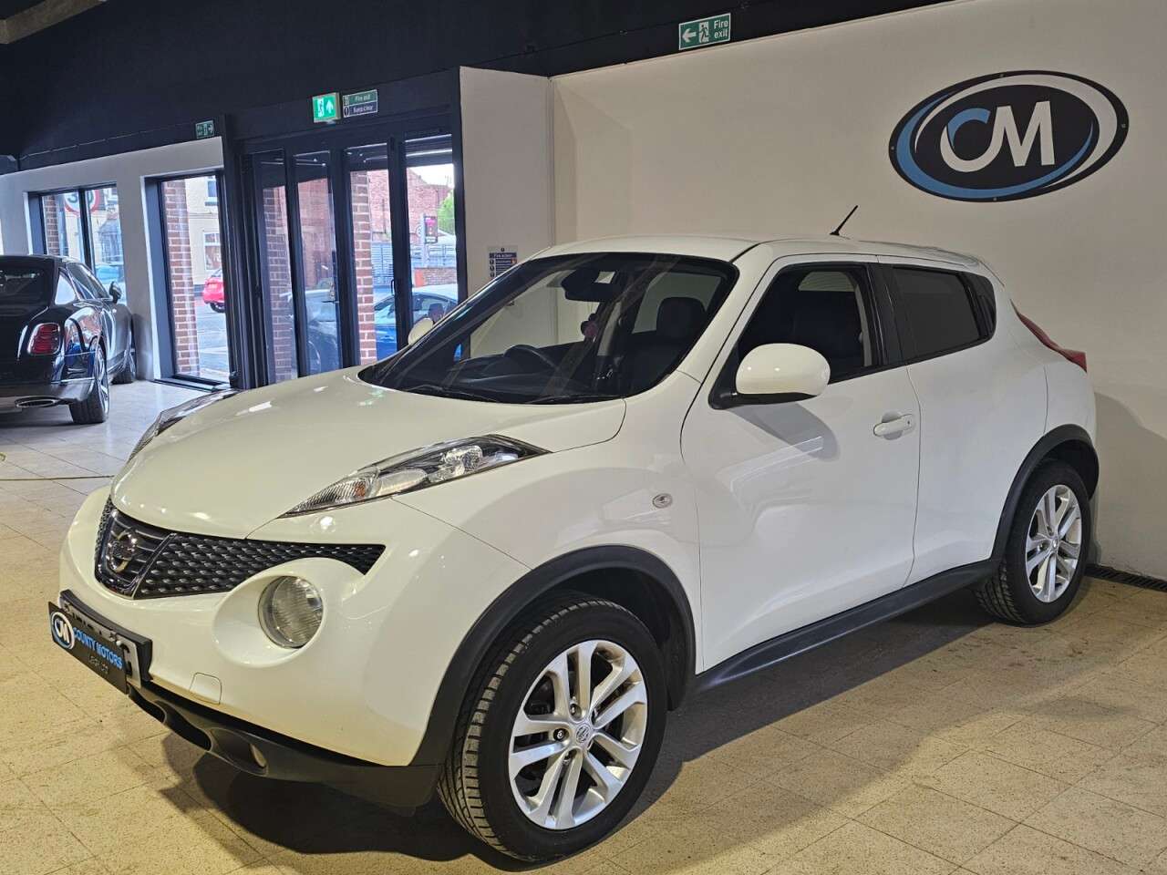 A 2012 NISSAN JUKE 1.6 Tekna SUV 5dr Petrol Manual Euro 5 (s/s) (117 ps) Only One Owner From N A 2012 NISSAN JUKE 1.6 Tekna SUV 5dr Petrol Manual Euro 5 (s/s) (117 ps) Only One Owner From N