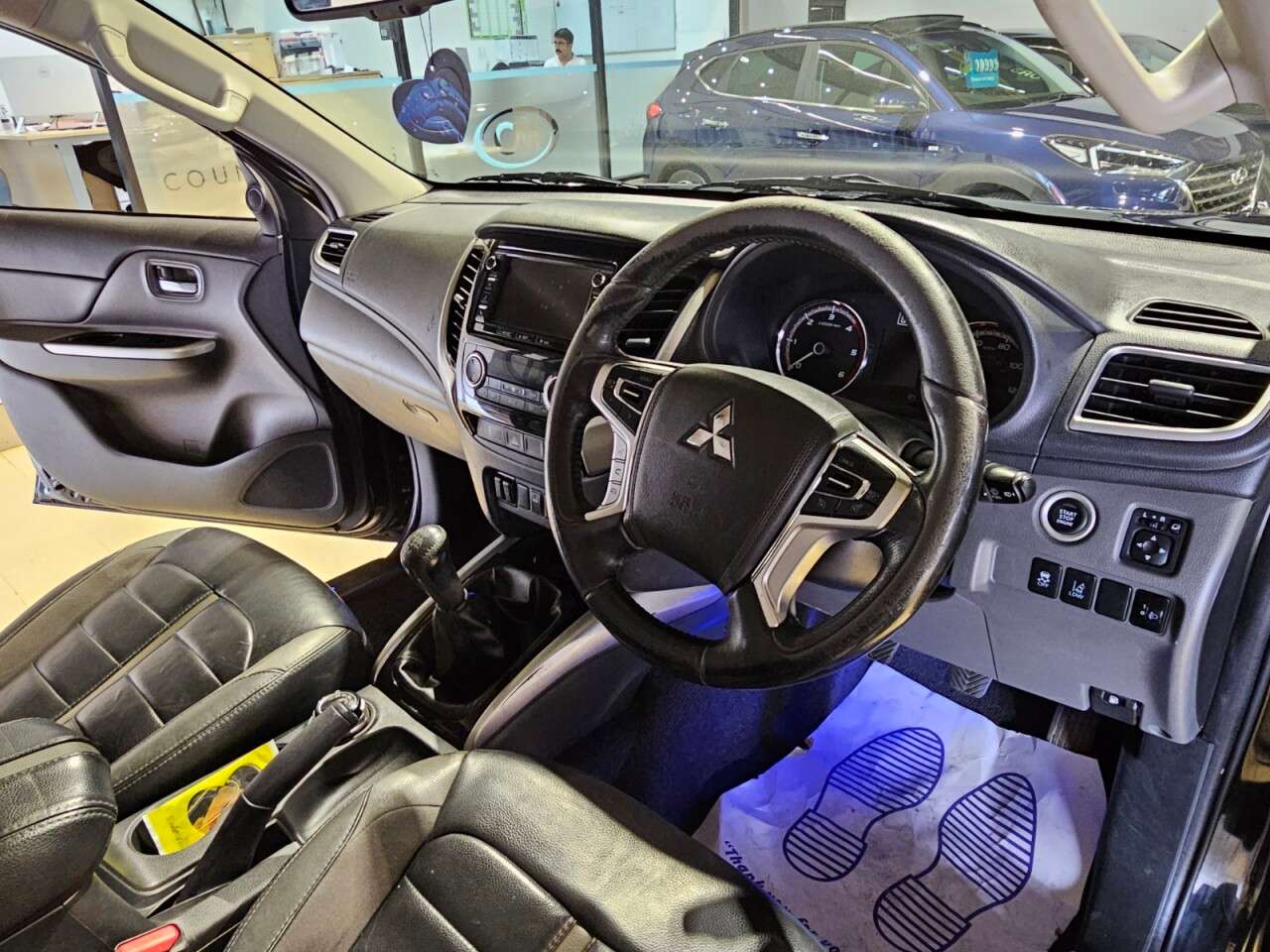 2017 MITSUBISHI L200 2017 MITSUBISHI L200