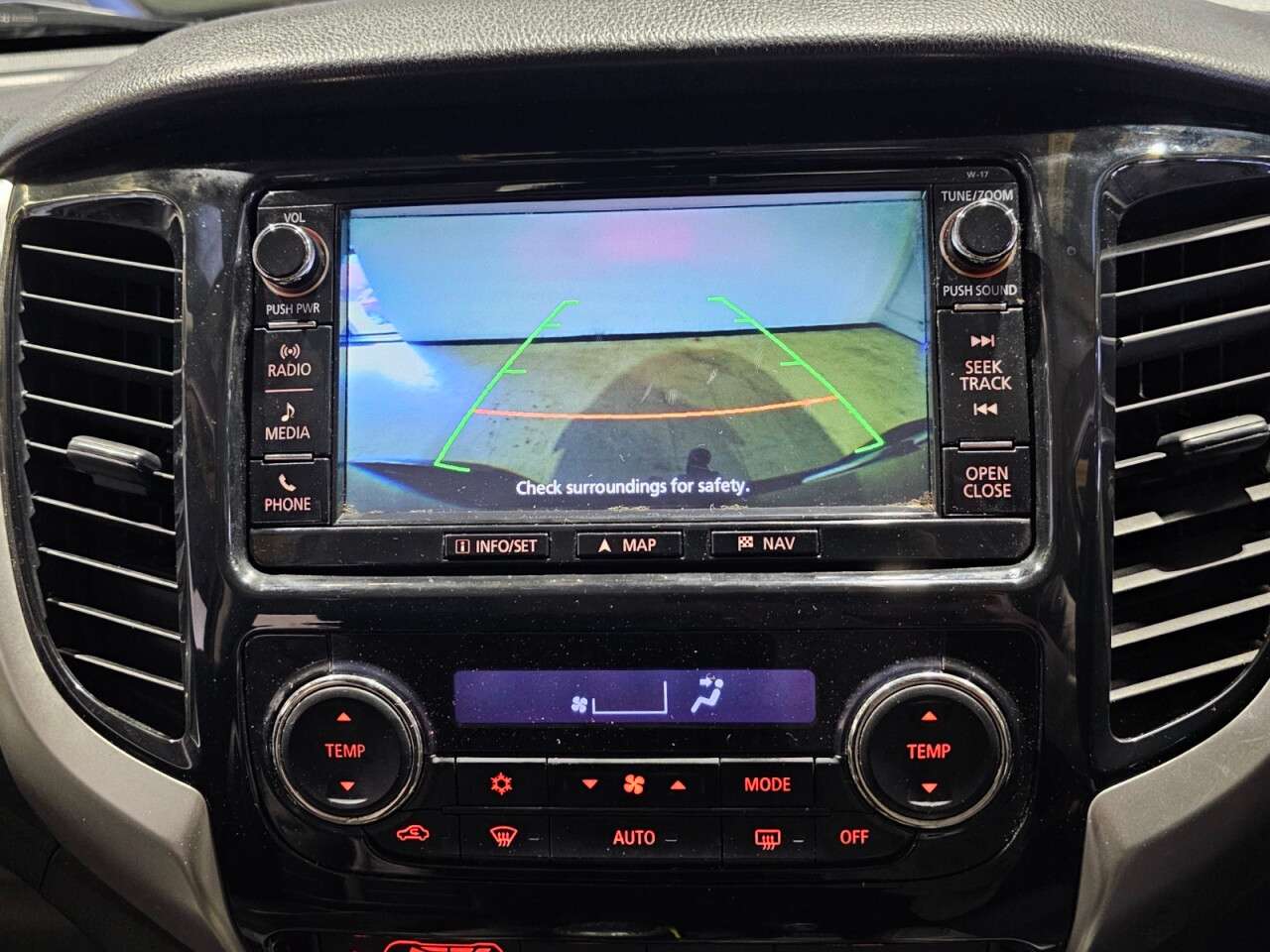 2017 MITSUBISHI L200 2017 MITSUBISHI L200