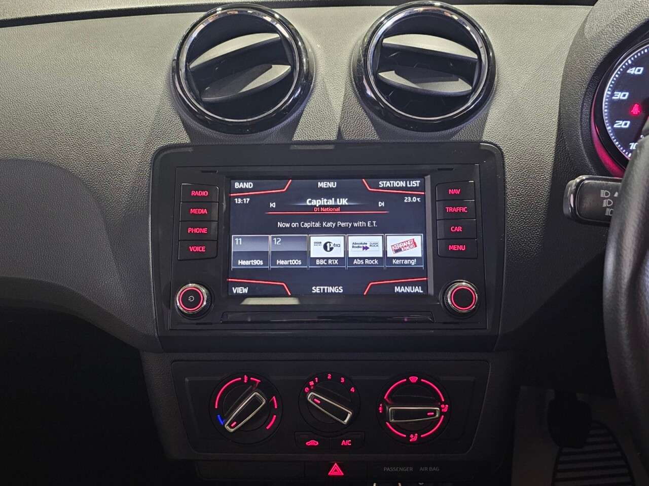 2016 SEAT IBIZA 2016 SEAT IBIZA