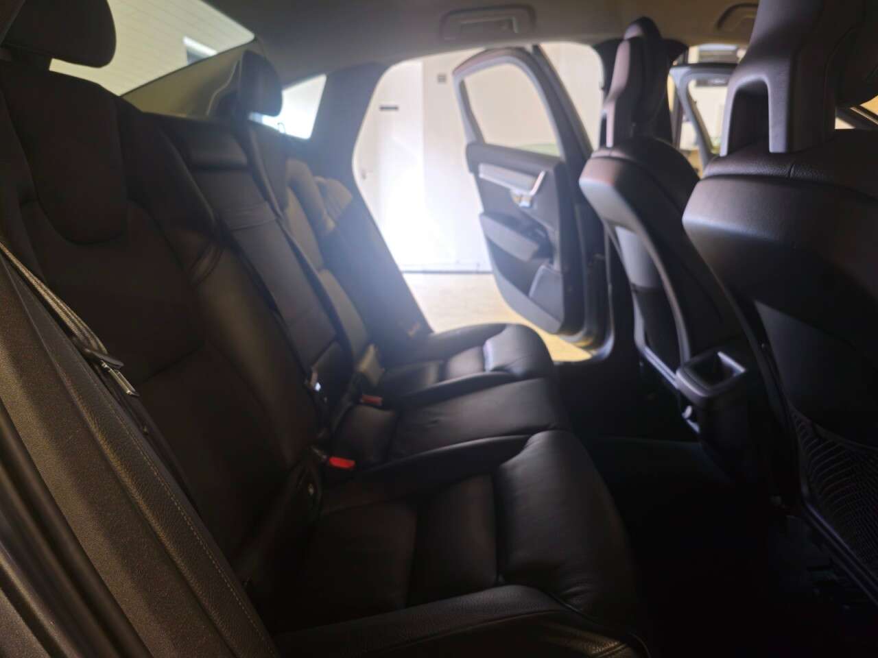 2018 VOLVO S90 2018 VOLVO S90