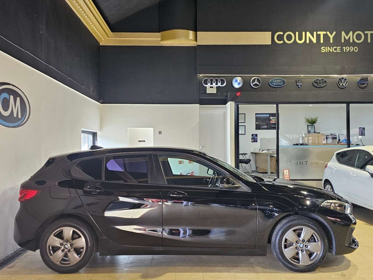 A 2022 BMW 1 SERIES 1.5 118i SE (LCP) Hatchback 5dr Petrol Manual Euro 6 (s/s) (136 ps) Fresh 1 A 2022 BMW 1 SERIES 1.5 118i SE (LCP) Hatchback 5dr Petrol Manual Euro 6 (s/s) (136 ps) Fresh 1