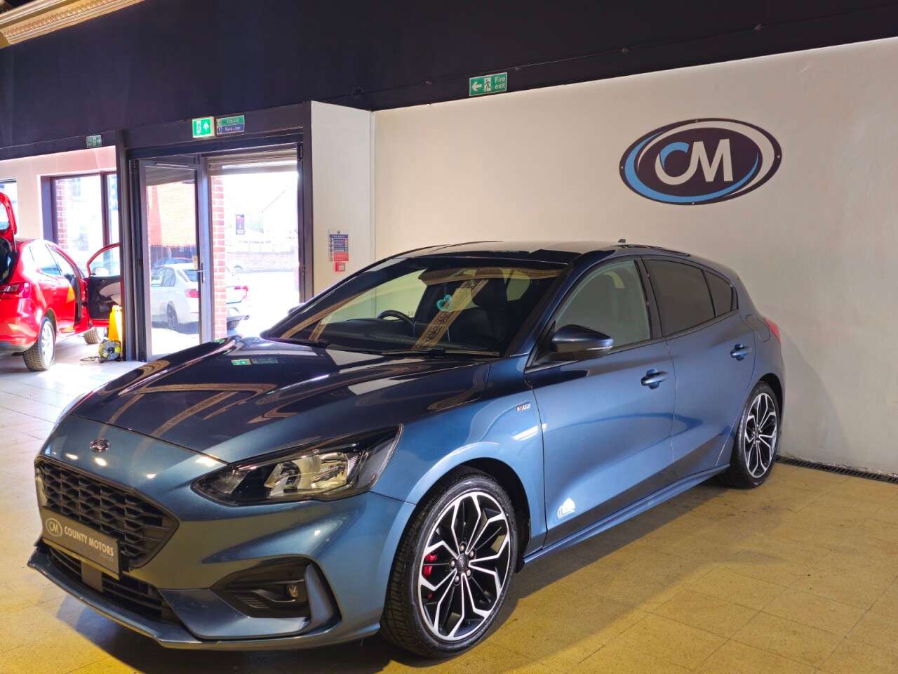 A 2019 FORD FOCUS 1.0T EcoBoost ST-Line X Hatchback 5dr Petrol Manual Euro 6 (s/s) (125 ps) * A 2019 FORD FOCUS 1.0T EcoBoost ST-Line X Hatchback 5dr Petrol Manual Euro 6 (s/s) (125 ps) *