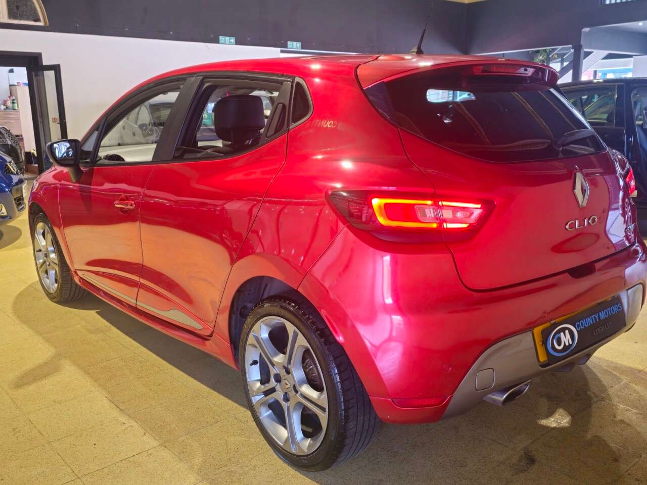 2018 RENAULT CLIO 2018 RENAULT CLIO