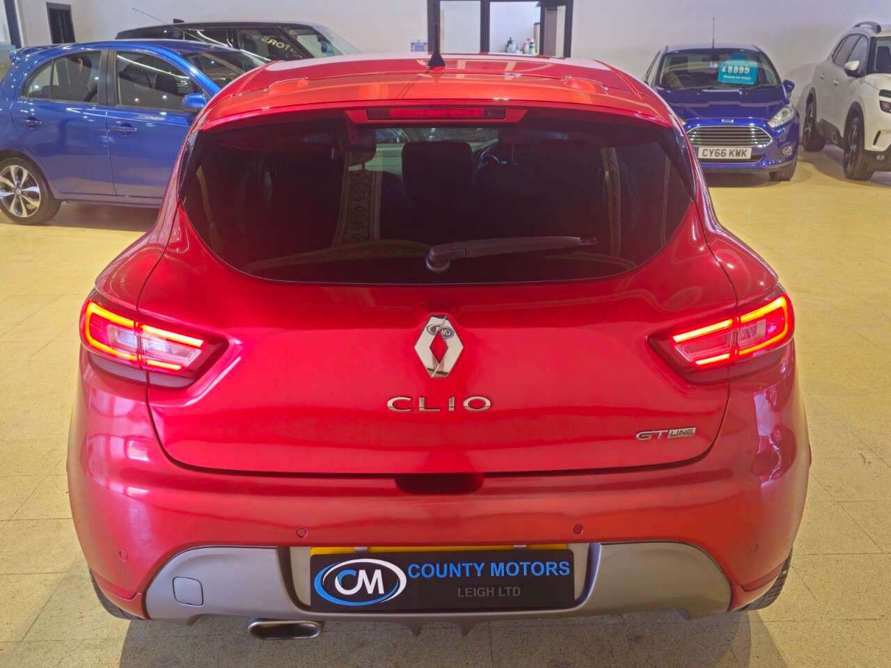2018 RENAULT CLIO 2018 RENAULT CLIO