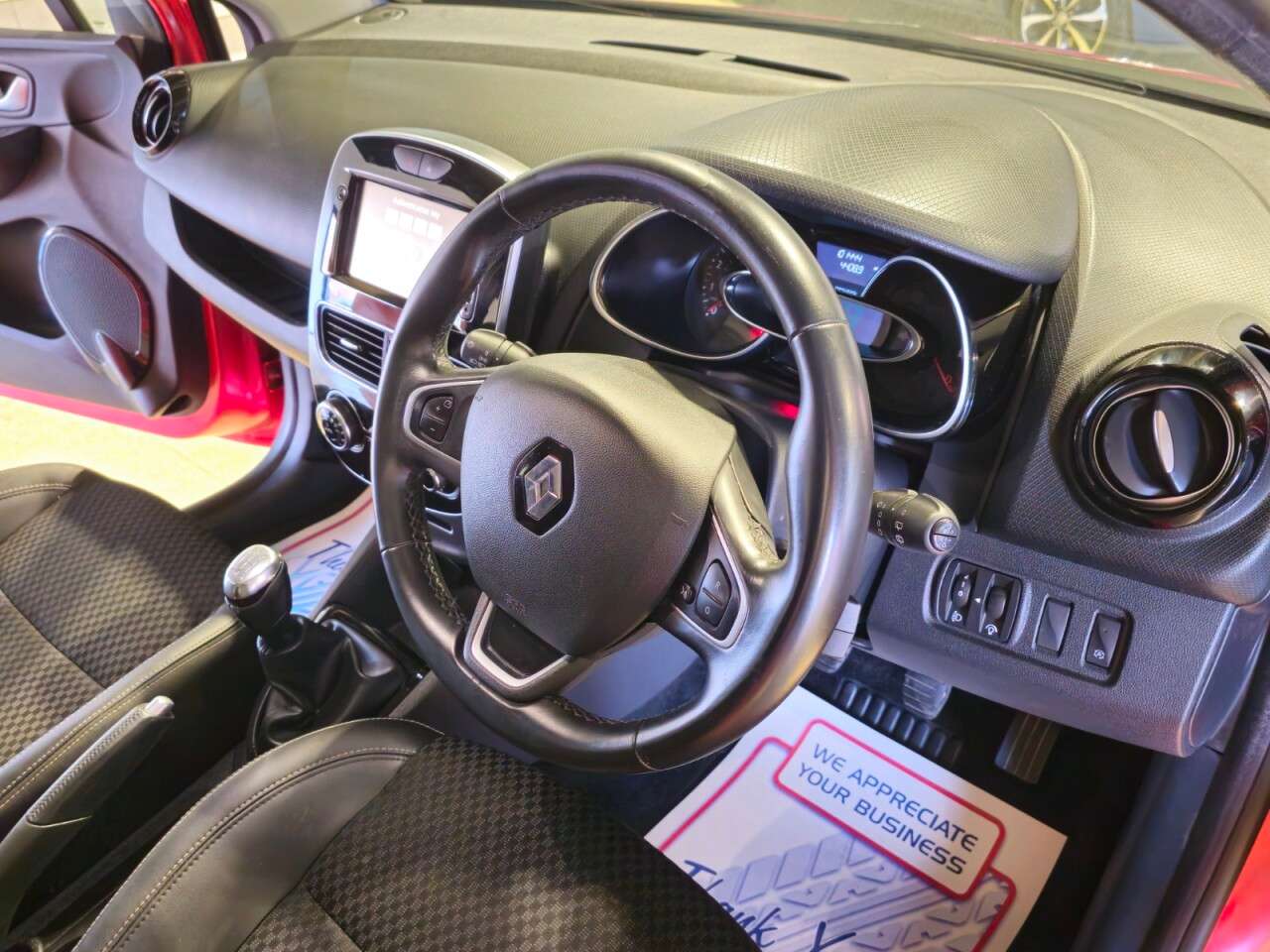 2018 RENAULT CLIO 2018 RENAULT CLIO