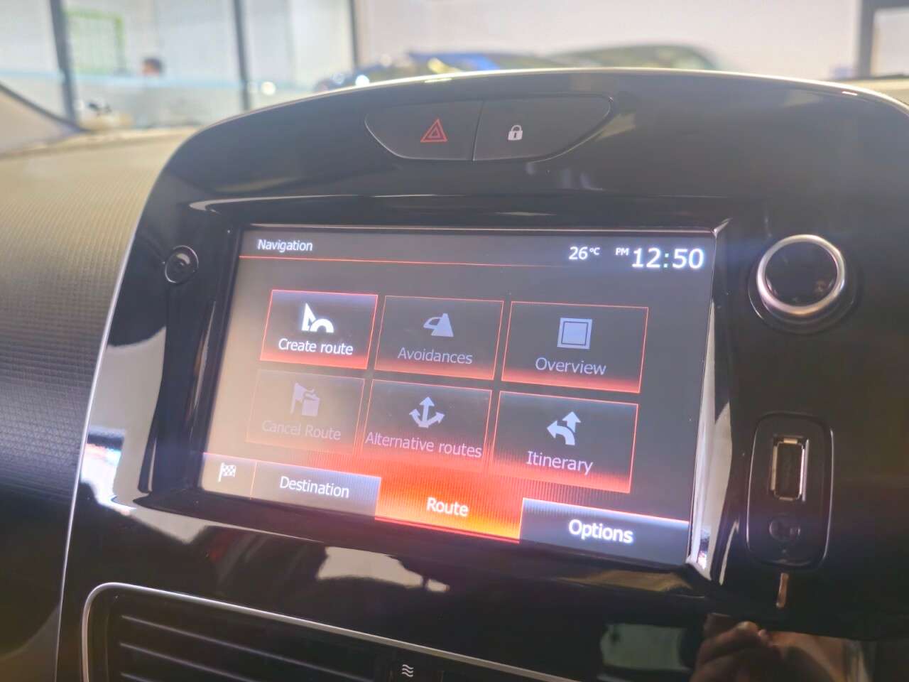 2018 RENAULT CLIO 2018 RENAULT CLIO