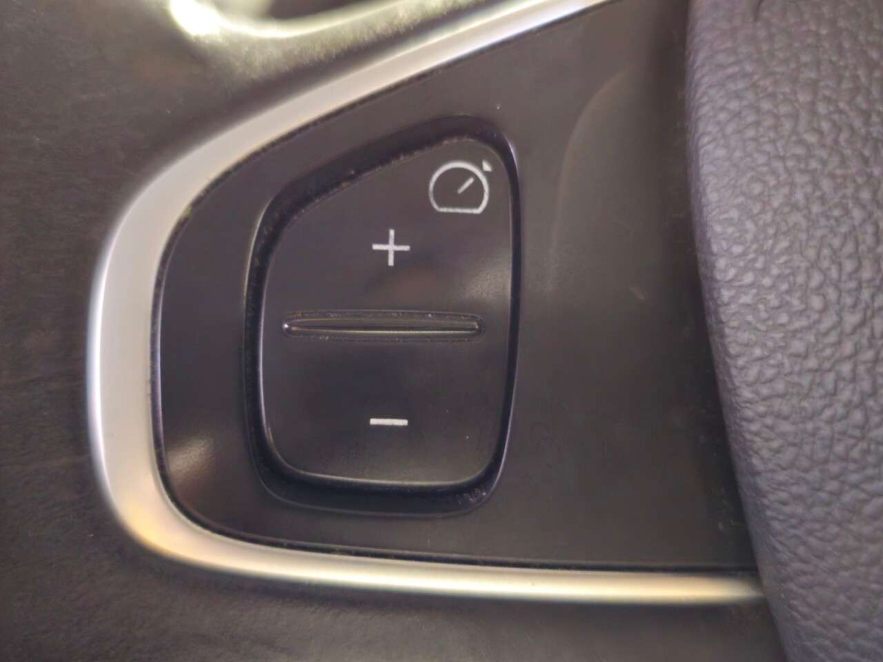 2018 RENAULT CLIO 2018 RENAULT CLIO