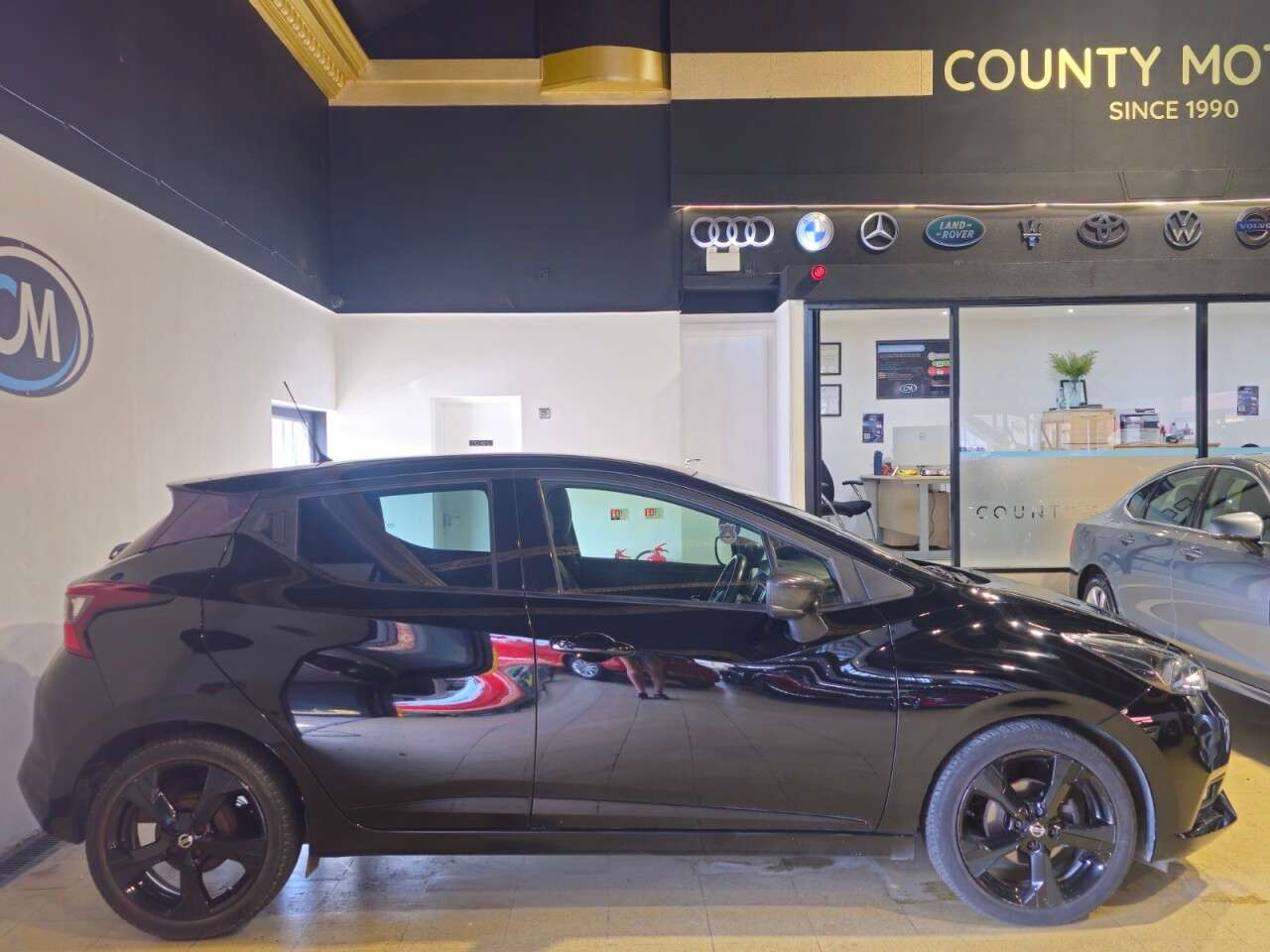 A 2019 NISSAN MICRA 1.0 IG-T N-Sport Hatchback 5dr Petrol Manual Euro 6 (s/s) (100 ps) * Revers A 2019 NISSAN MICRA 1.0 IG-T N-Sport Hatchback 5dr Petrol Manual Euro 6 (s/s) (100 ps) * Revers