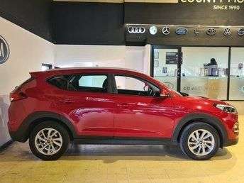 A 2018 HYUNDAI TUCSON 1.6 GDi Blue Drive SE Nav SUV 5dr Petrol Manual Euro 6 (s/s) (132 ps) * Dri A 2018 HYUNDAI TUCSON 1.6 GDi Blue Drive SE Nav SUV 5dr Petrol Manual Euro 6 (s/s) (132 ps) * Dri