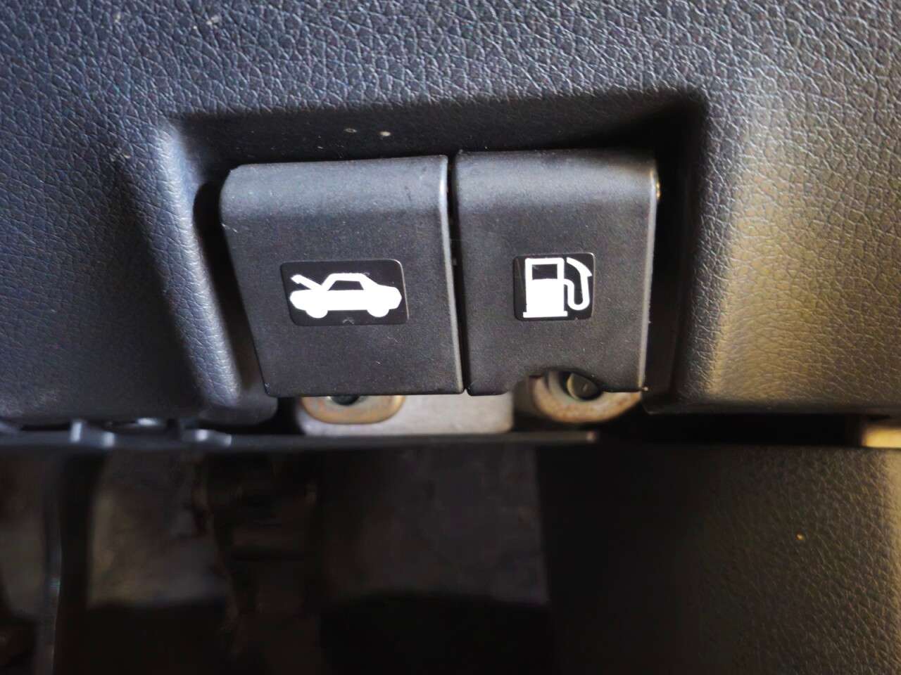 2015 NISSAN PULSAR 2015 NISSAN PULSAR