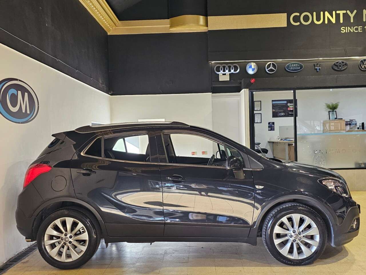 A 2015 VAUXHALL MOKKA 1.6 CDTi SE SUV 5dr Diesel Auto 2WD Euro 6 (136 ps) Automatic, 2 keys, 12 m A 2015 VAUXHALL MOKKA 1.6 CDTi SE SUV 5dr Diesel Auto 2WD Euro 6 (136 ps) Automatic, 2 keys, 12 m