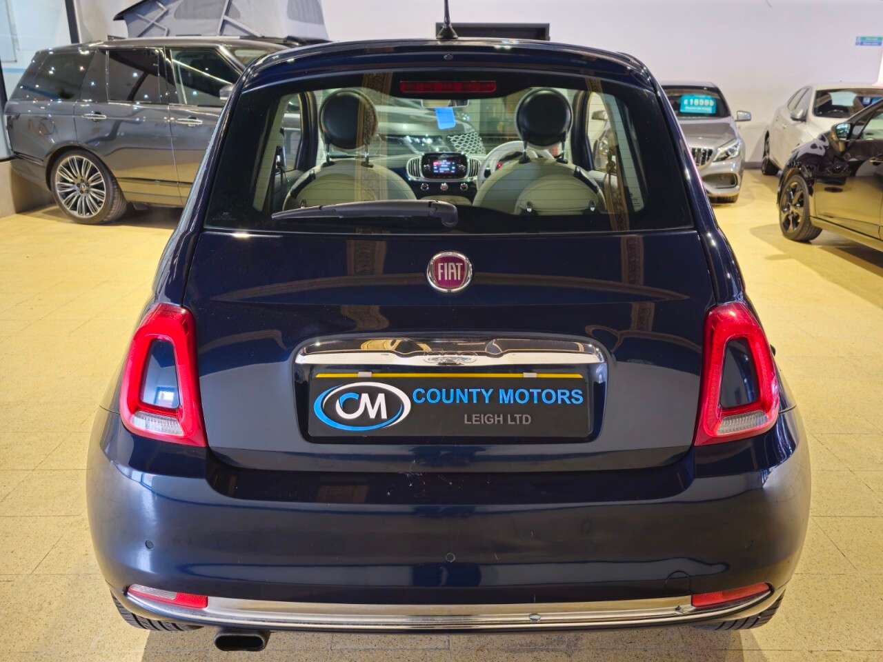 2017 FIAT 500 2017 FIAT 500