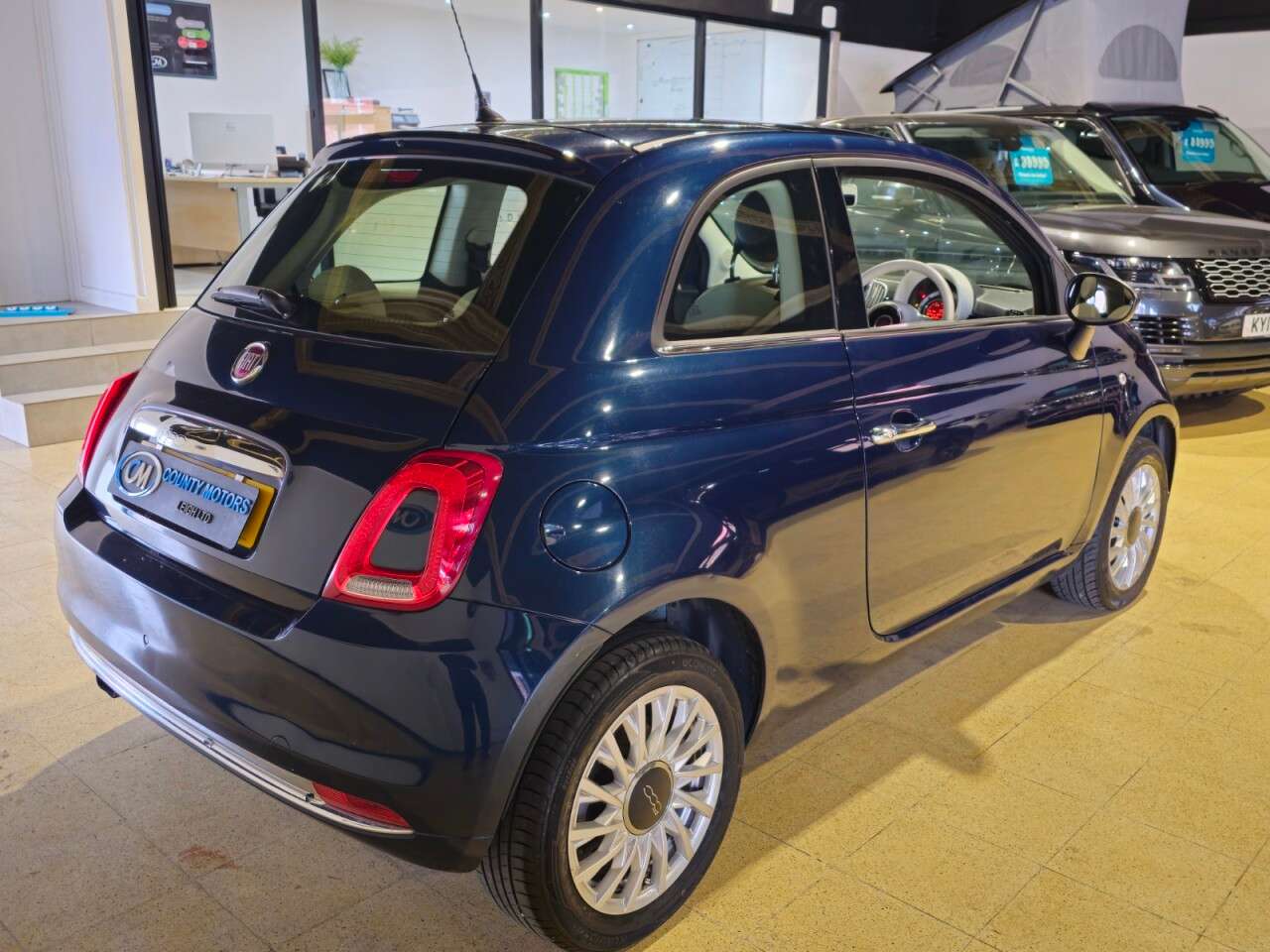 2017 FIAT 500 2017 FIAT 500