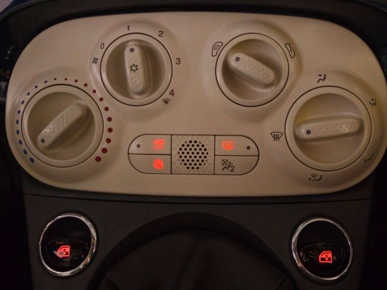 2017 FIAT 500 2017 FIAT 500