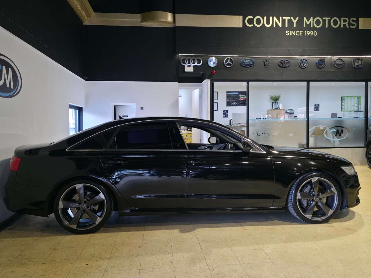 A 2012 AUDI A6 SALOON 3.0 TFSI V6 S line Saloon 4dr Petrol S Tronic quattro Euro 5 (s/s) (310 ps) A 2012 AUDI A6 SALOON 3.0 TFSI V6 S line Saloon 4dr Petrol S Tronic quattro Euro 5 (s/s) (310 ps)