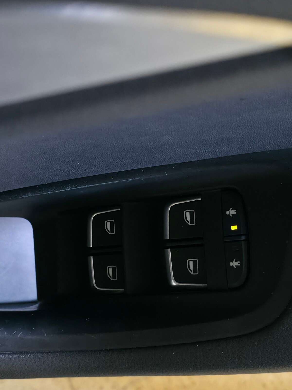 2012 AUDI A6 SALOON 2012 AUDI A6 SALOON